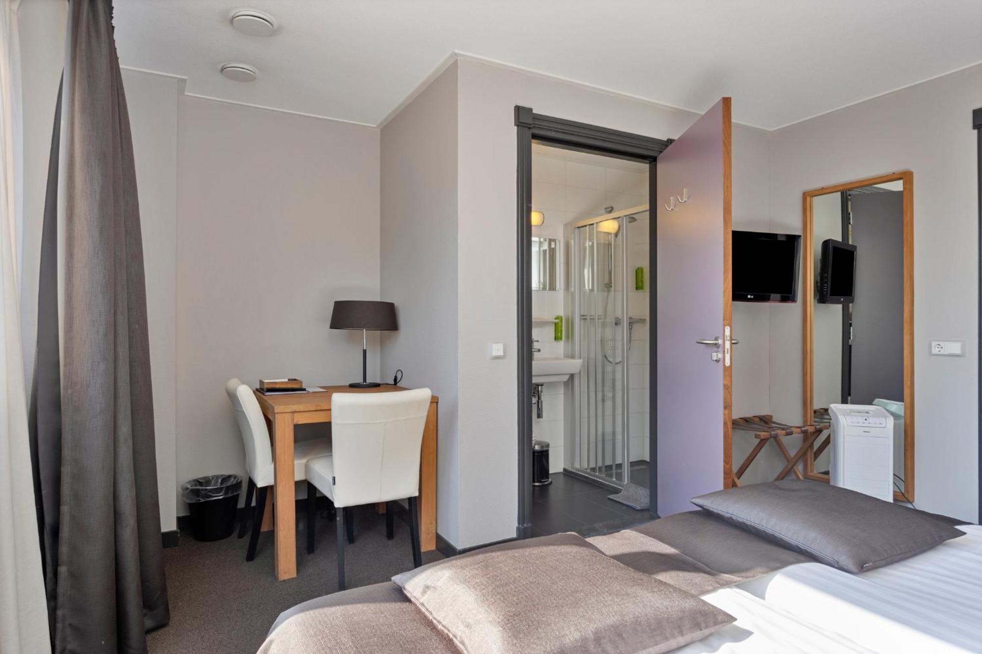 Hunzego Hotel Uithuizermeeden Eksteriør bilde