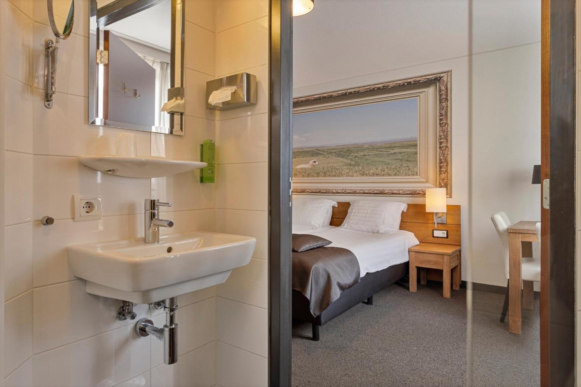 Hunzego Hotel Uithuizermeeden Eksteriør bilde
